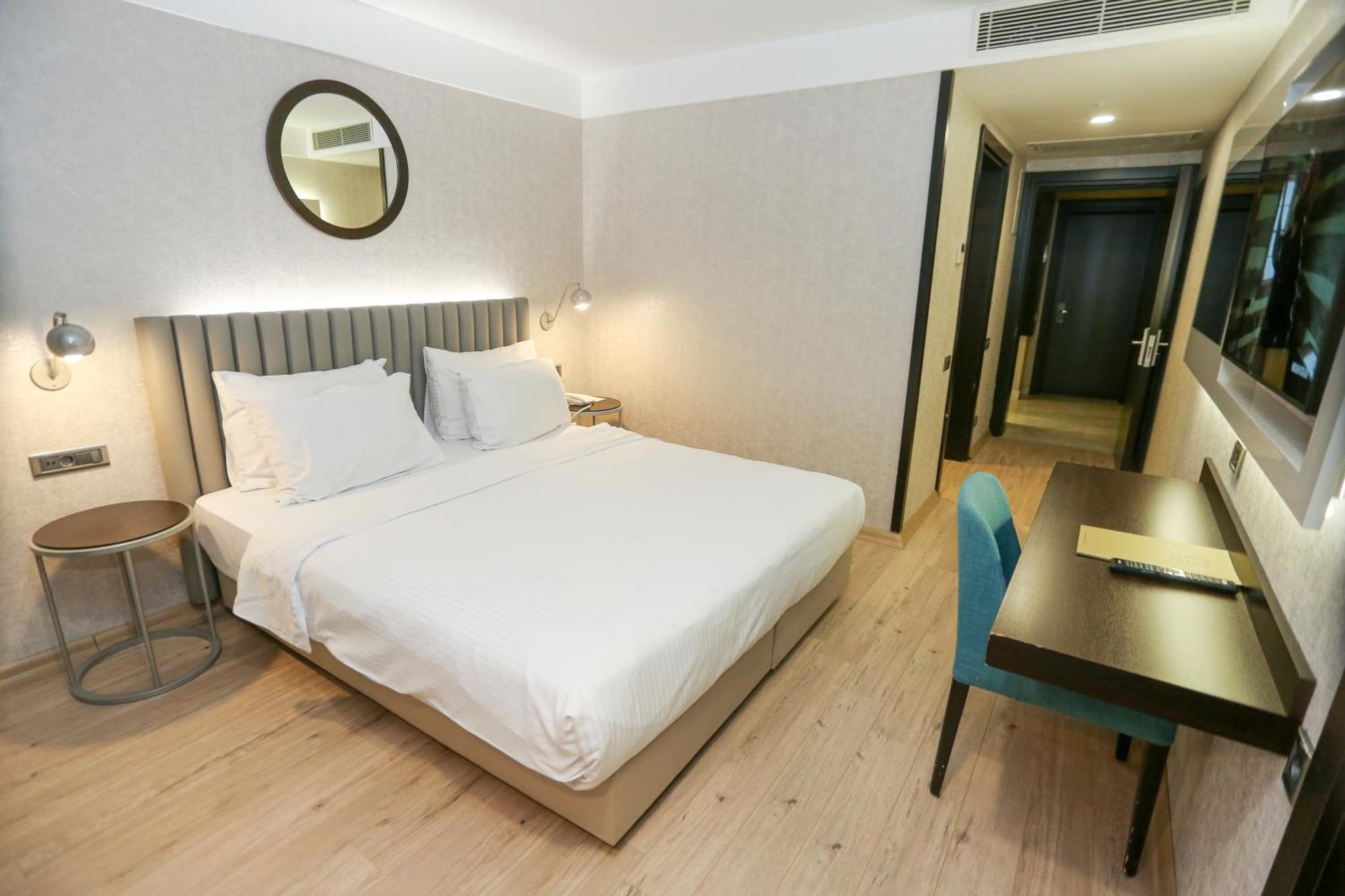 Milord Hotel อิสตันบูล ภายนอก รูปภาพ